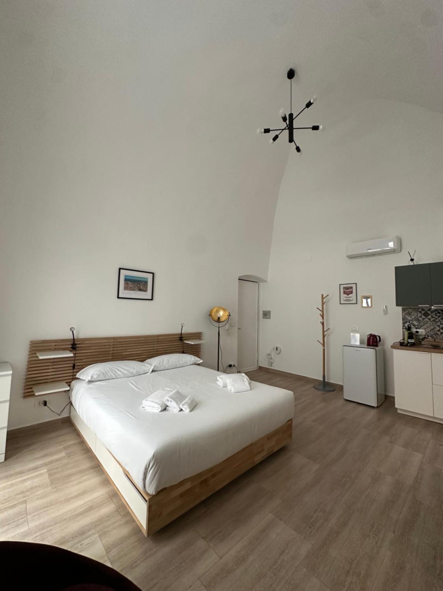 Casa Garruba 99 Lägenhet Bari Exteriör bild