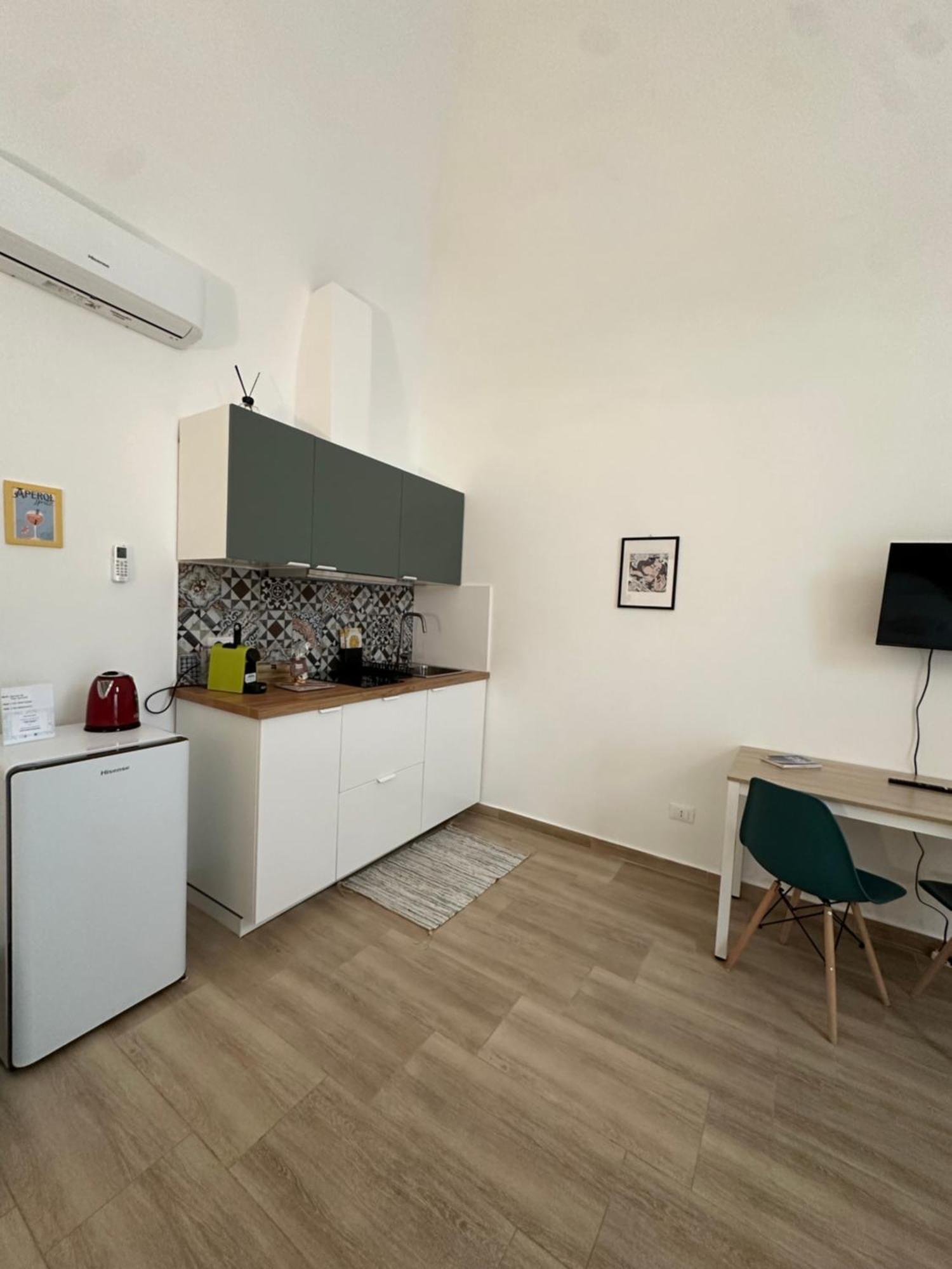 Casa Garruba 99 Lägenhet Bari Exteriör bild